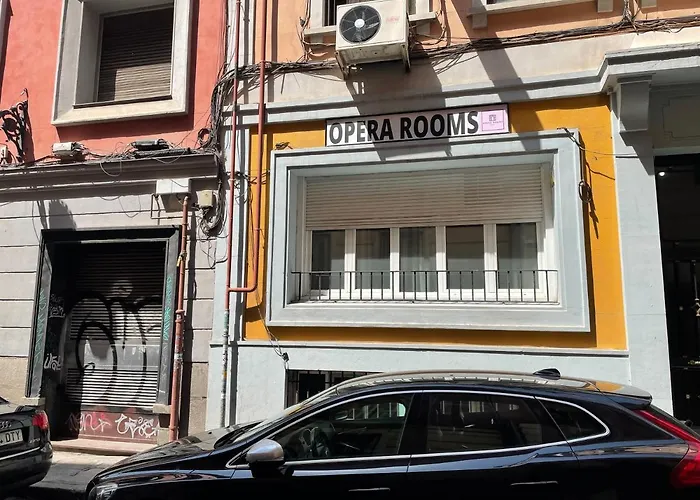 Casa degli ospiti: Opera Rooms