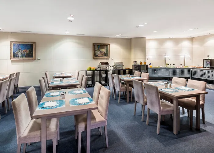 Hotel con tennis: Acta Pirámides