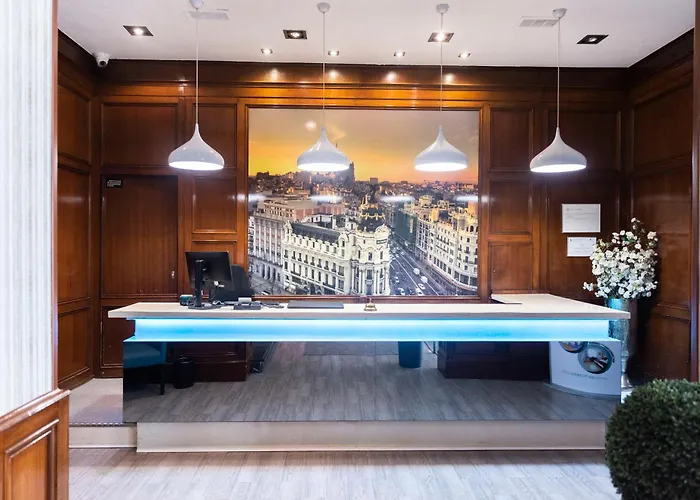 Albergo economico: Hotel Serrano