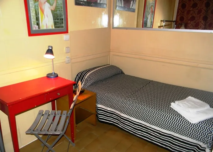 B&B: Hostal La Fontana