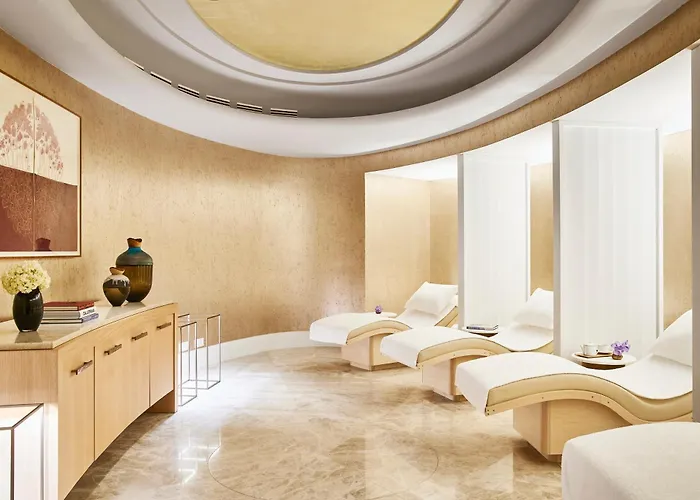 Resort: Four Seasons Hotel Madrid