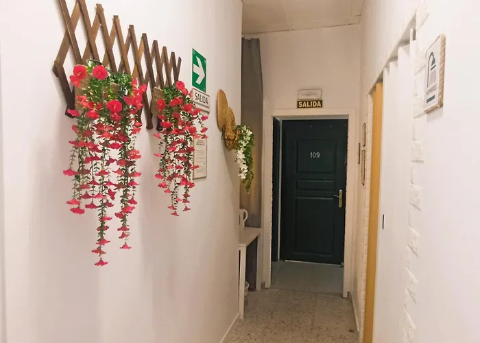 Alexa Host Vallecas
